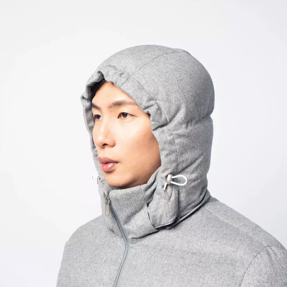 [4.4PRIL KEJUTAN HARGA] Wool Beaver Down Jacket with Heat-Bonded Seams and Detachable Hood Light Grey