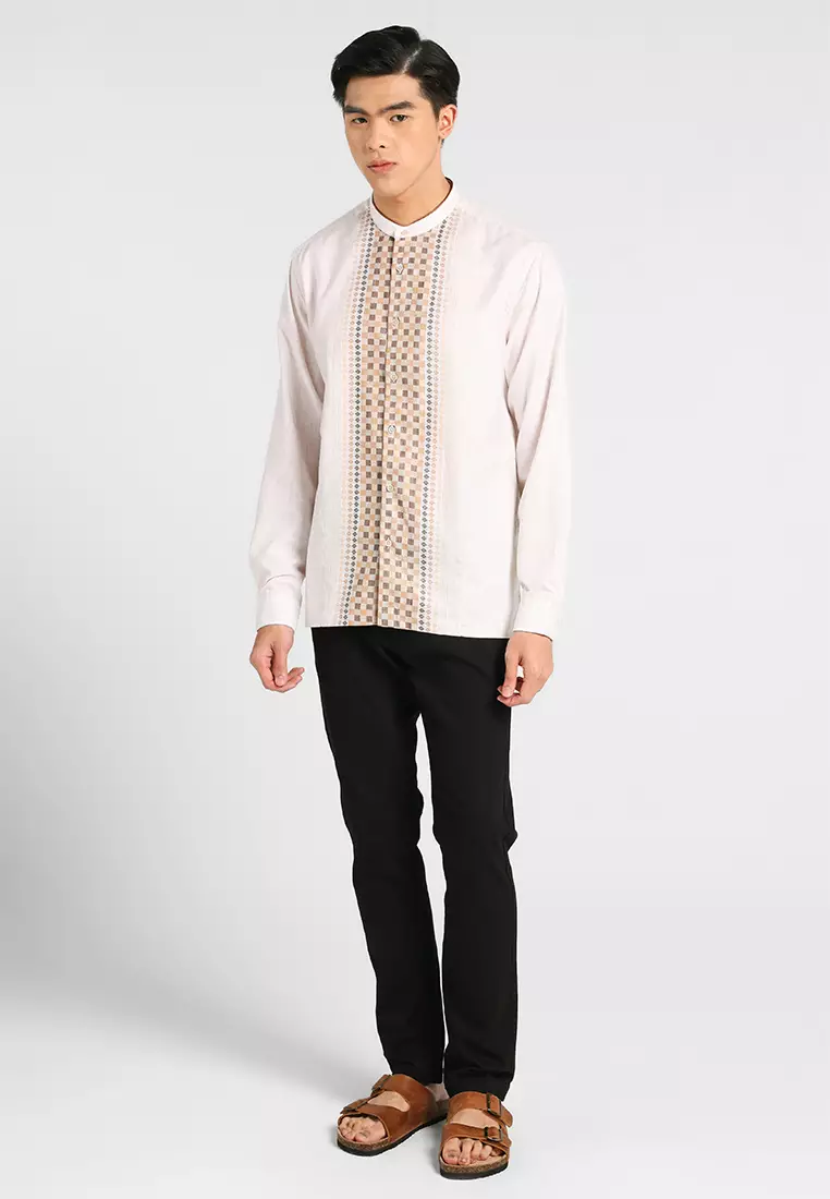 MANZONE X Adipati Dolken - Kemeja Koko Lengan Panjang Pria Abrar Comfort Fit - Beige Warna Beige