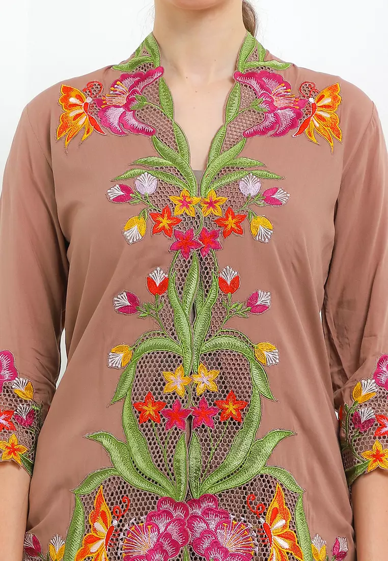 Embroidery Kebaya 7/8-Sleeve>Hibiscus Bee