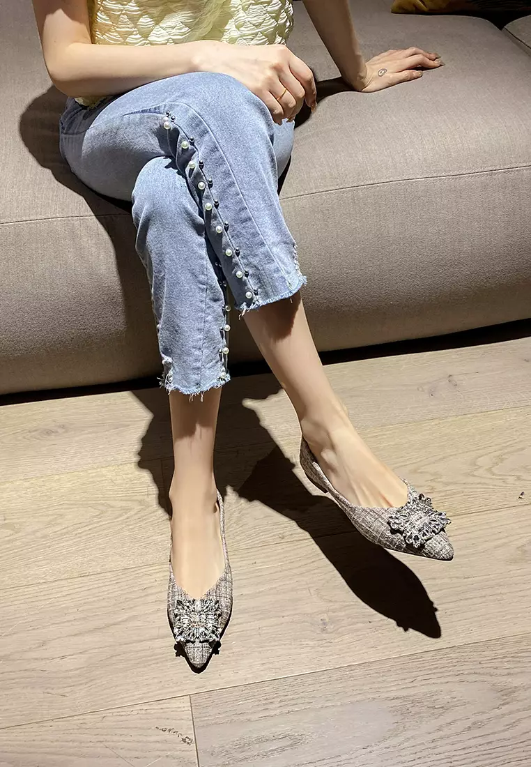 Rhinestone Buckle Pointed Flat Shoes WW373-19