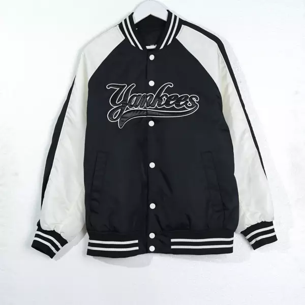 Jaket MLB YANKEES HALF IVORY WHITE BLACK VARSITY JACKET 100% ORIGINAL