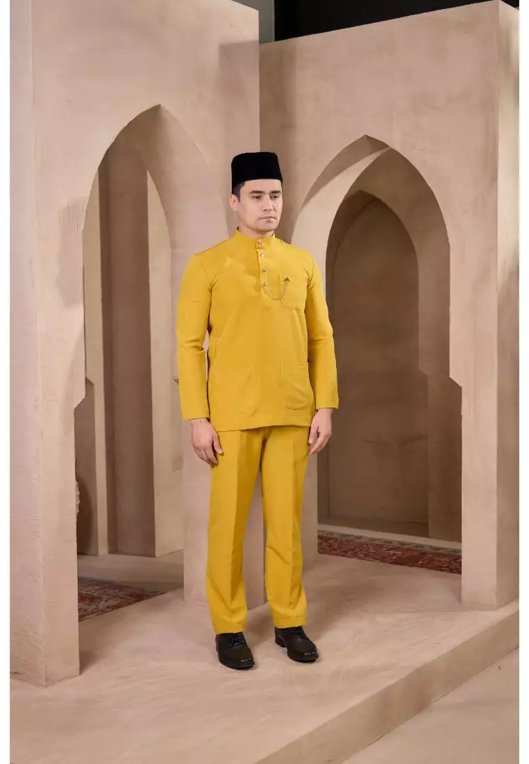 Baju Melayu Mahkota