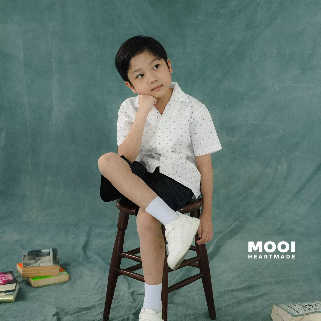 Mooi Kemeja Anak Laki - Laki Kemeja Katun Motif Gama Shirt - Light White