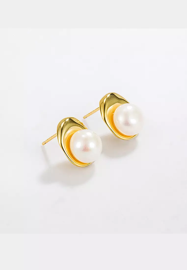 Gold freshwater pearl earrings hot sale