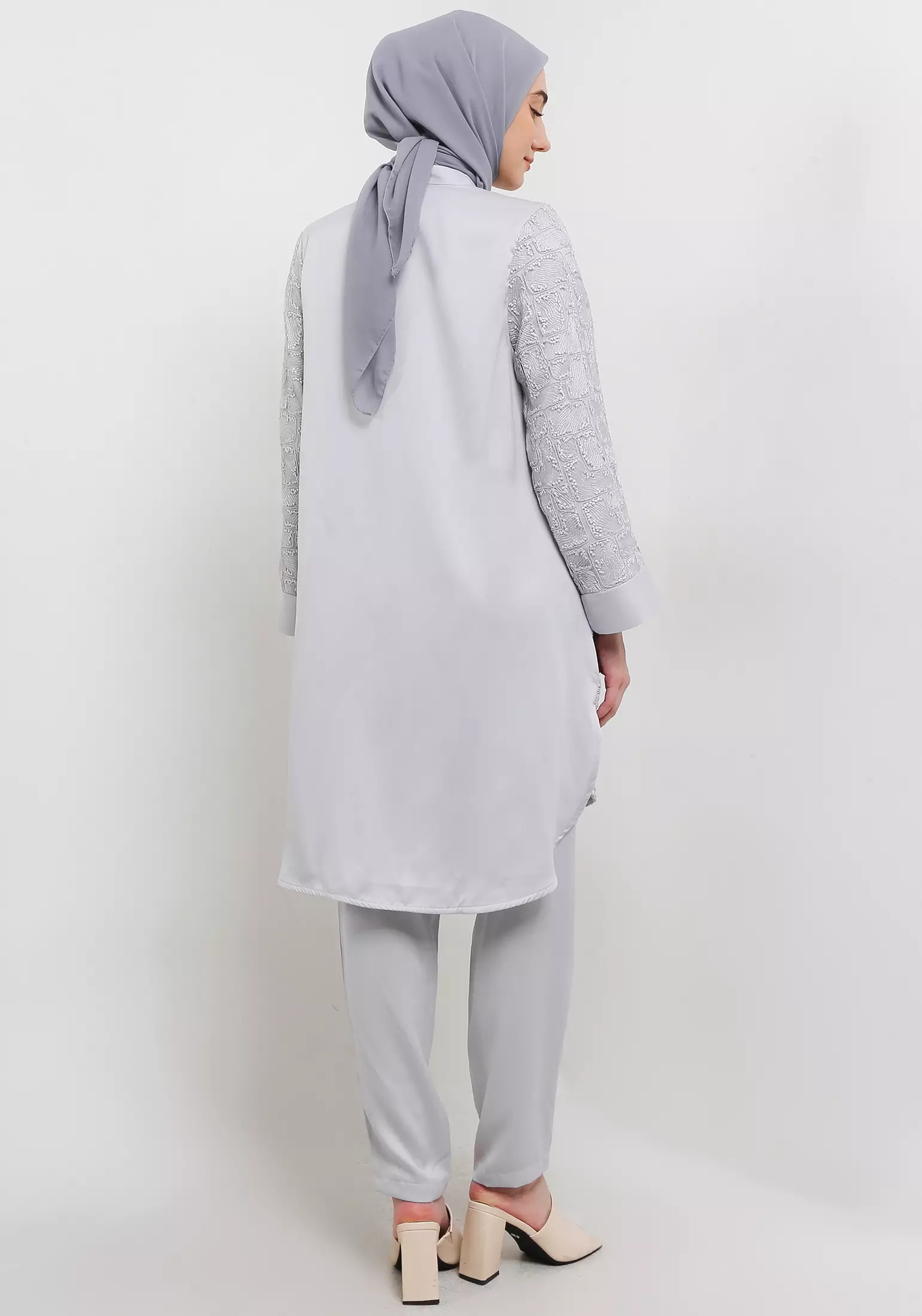 MFMW Sarinila Set Brukat Grey