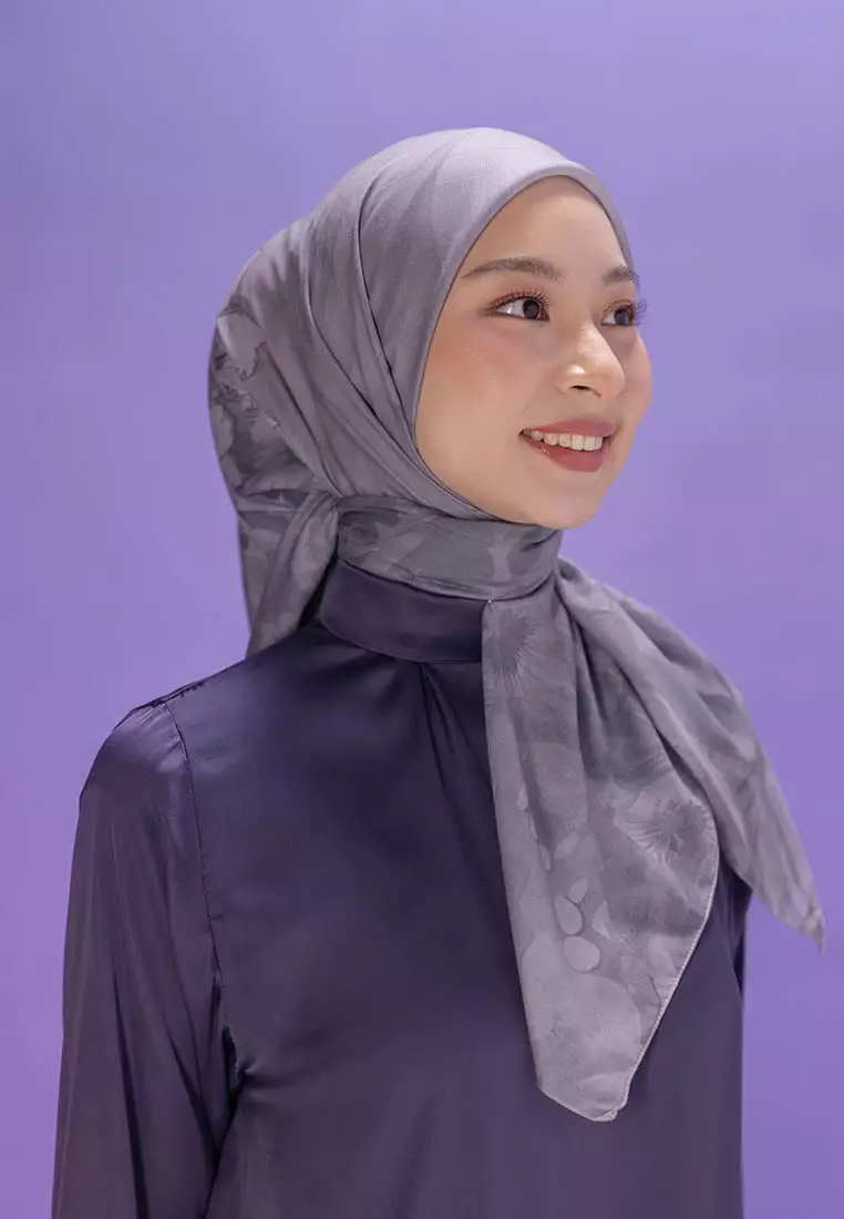 Ria Miranda Dove Gray Alira Scarf