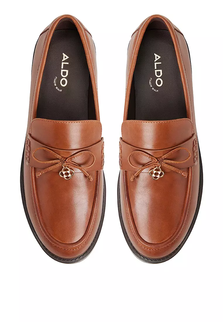 Gwajar Loafers