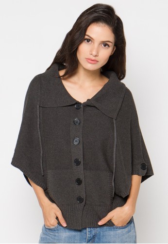 Ladies Poncho With Button