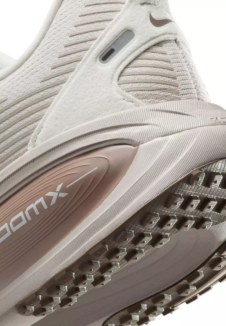 Vomero 18 Road Running Shoes