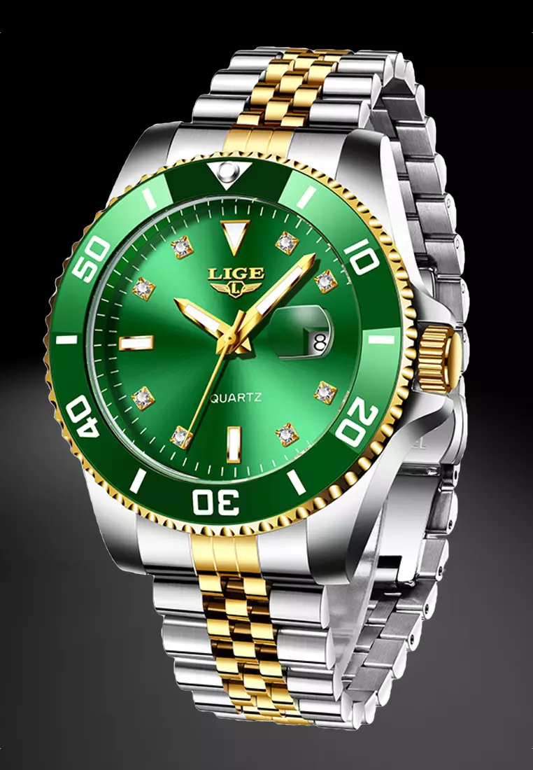 Unisex Classic Diver's Stainless Steel Quartz Watch on Steel Bracelet