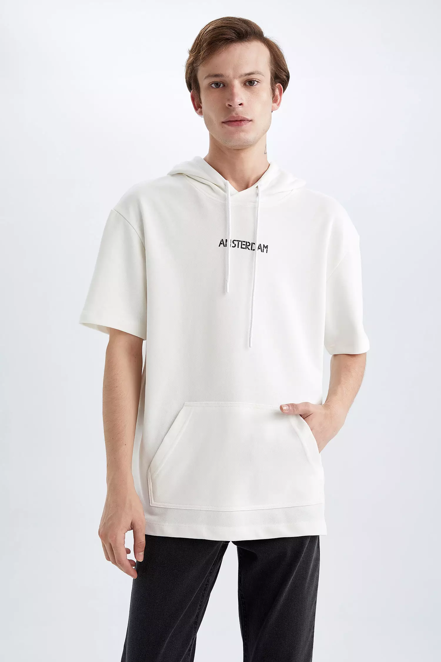 White hoodie on sale t shirt