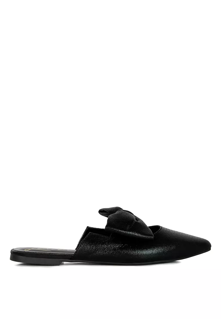 Discount on London Rag  shoes - SKU: Black Casual Flats Mules With Bow  Accents