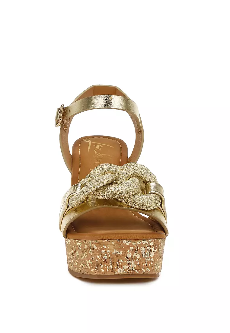 Chain Link Detail Wedge Sandals in Gold