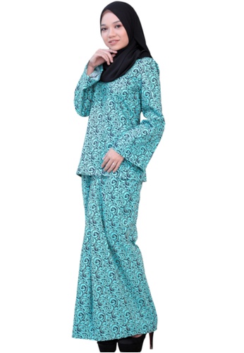 Kurung Kedah (AEKK03 Blue Turqoise/ Navy Blue) from ANNIS EXCLUSIVE in Blue