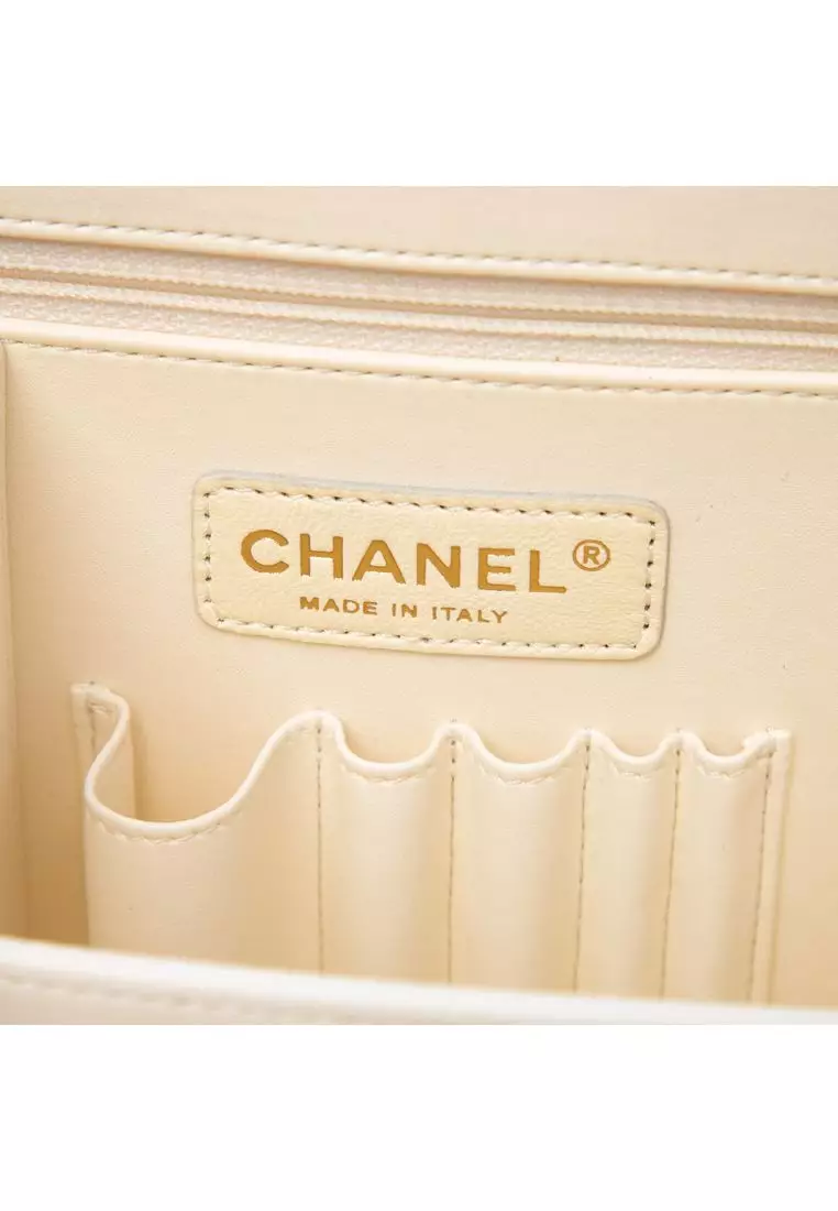 Pre-Loved Chanel Cc Quilted Glazed Calfskin Vanity Case