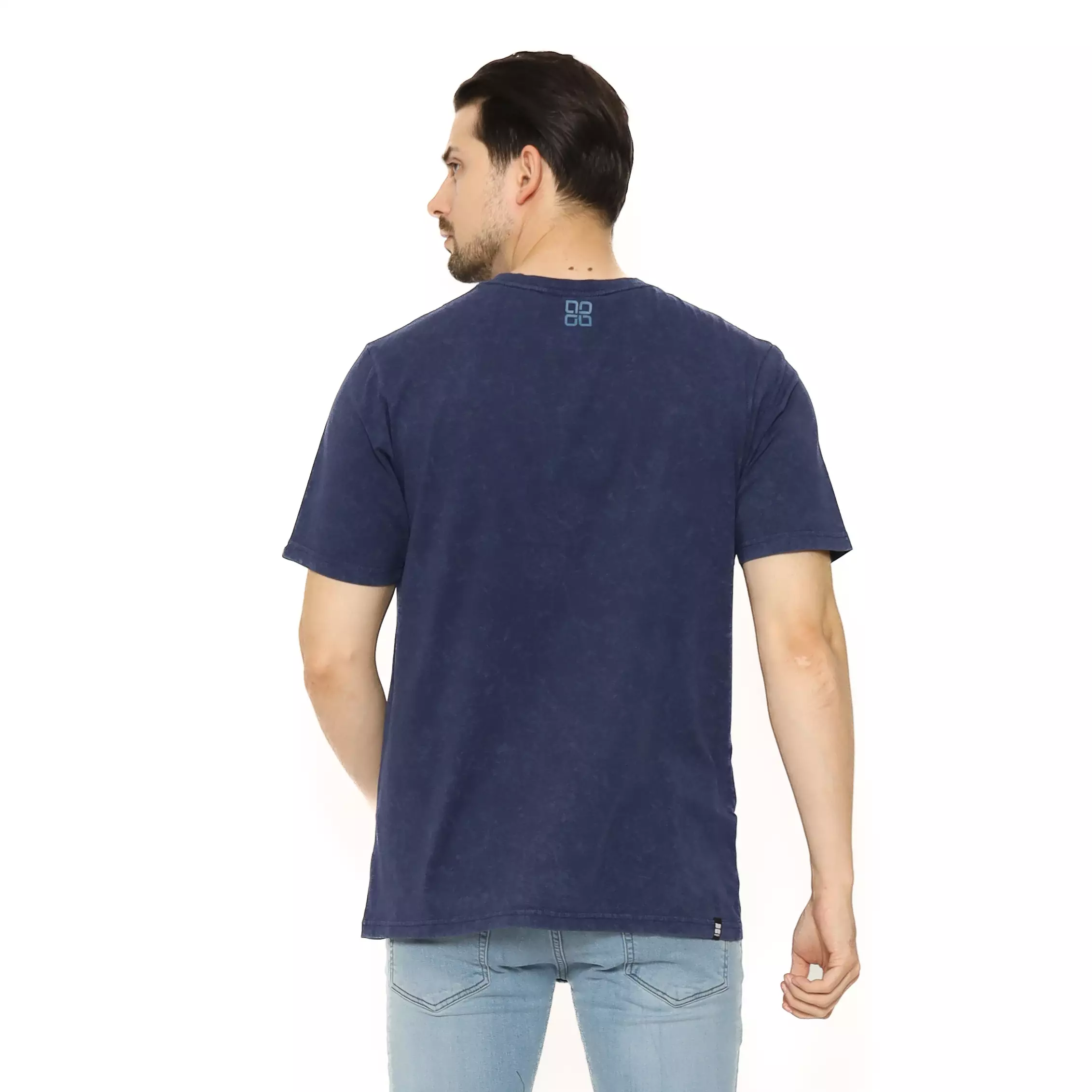 Insight Kaos Lengan Pendek Pria Signature Tee Planet Surf