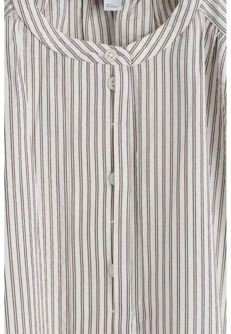 STRIPED SEERSUCKER FLARED-SLEEVE BLOUSE