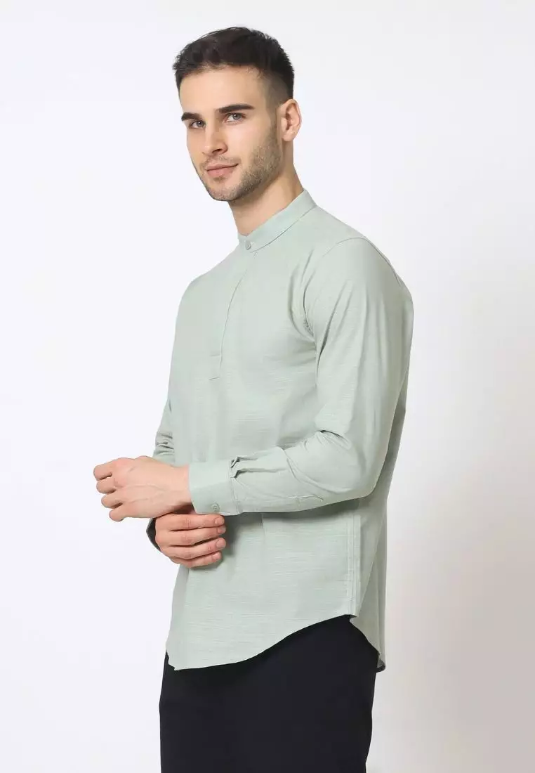 Cotton Well Oman Henley Shirt Soft Sage │Kemeja Koko Basic Lengan Panjang Hijau Sage Muda