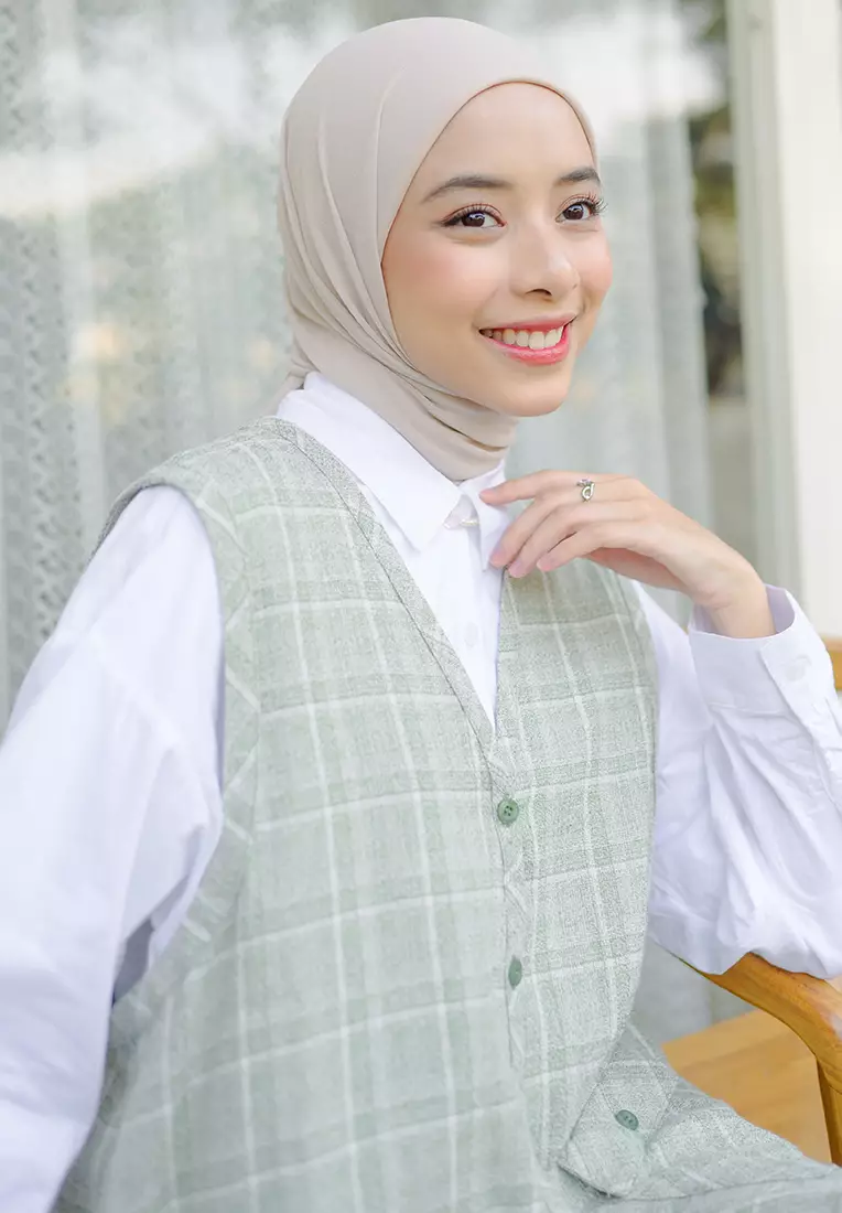 Signature Gresya Blouse