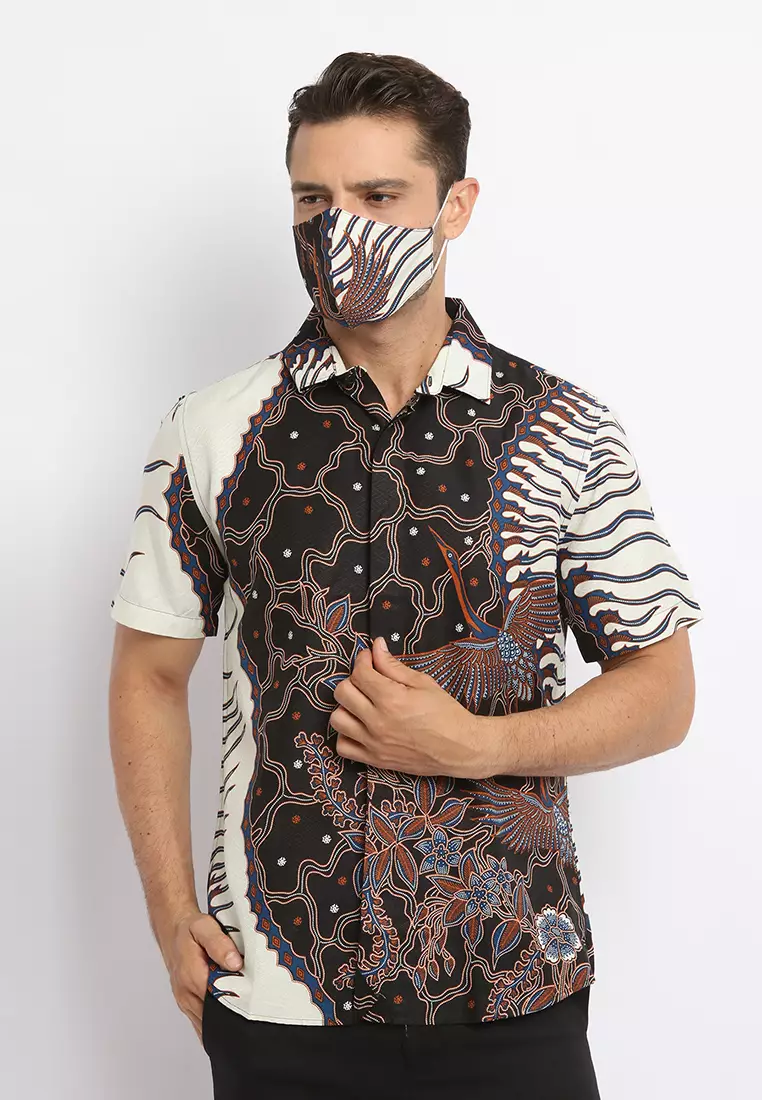 MAGINOT PARAMA BLACK Batik MOTIF TIMBUL DOBBY Slim Fit Lengan Pendek