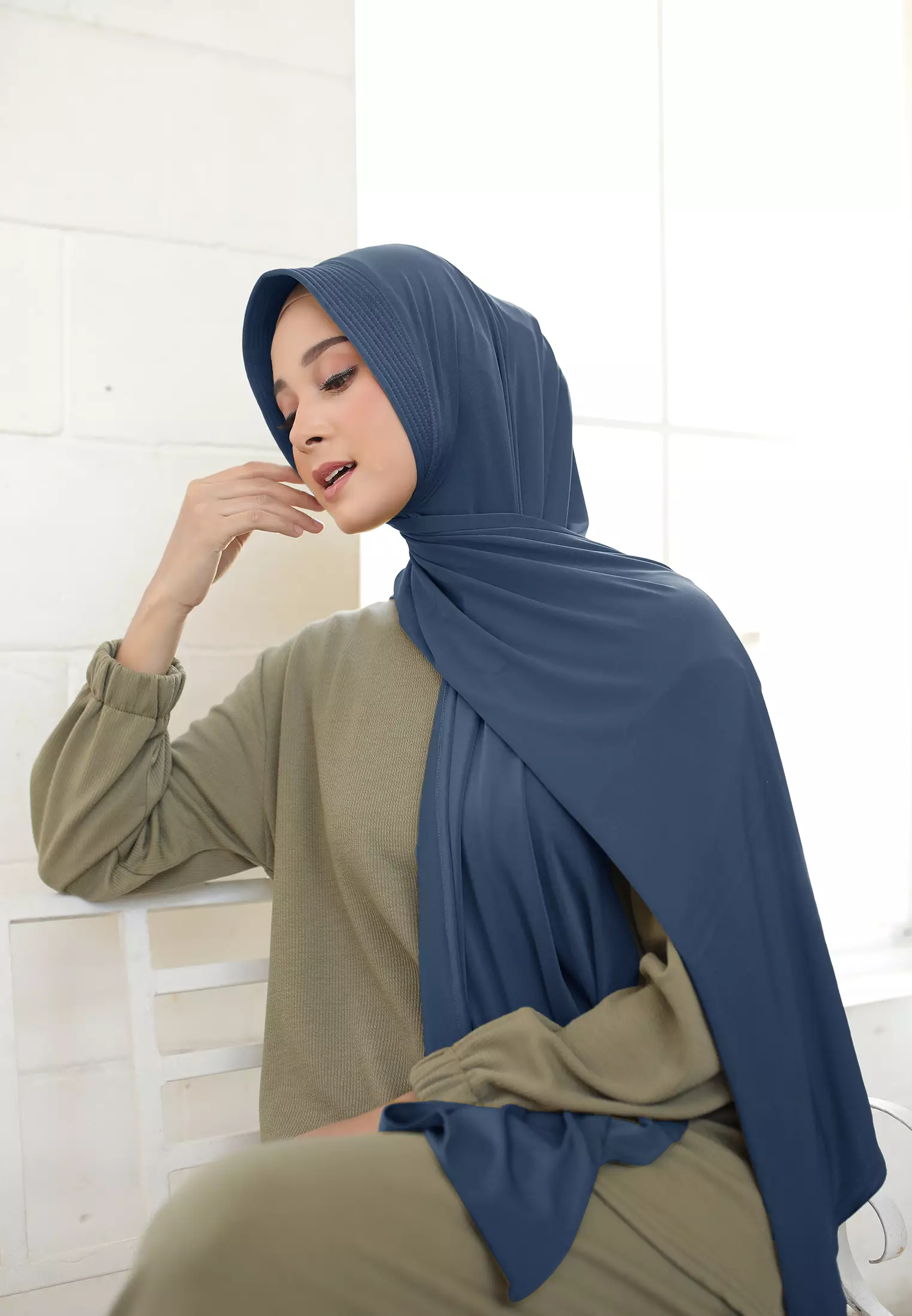 Cotton Bee - Ovel Shawl | Hijab Instan | Pashmina - Blue Santorini