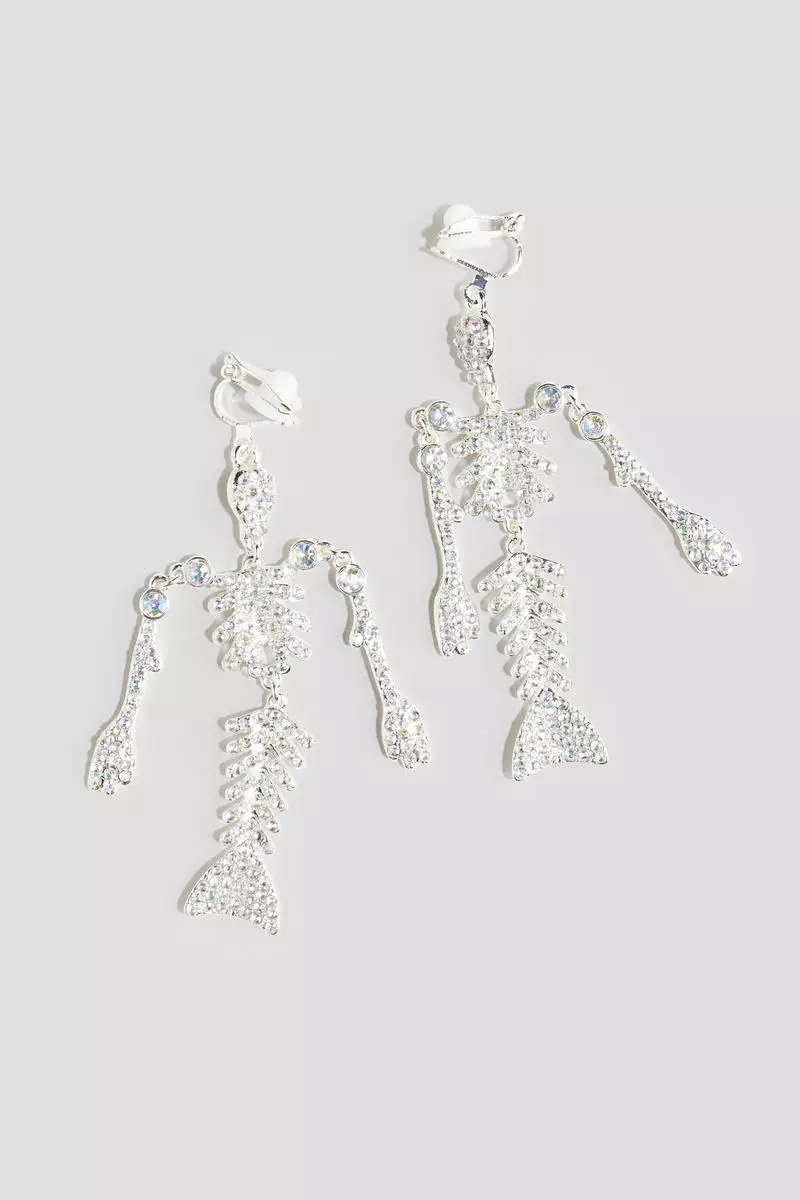 Pendant clip earrings