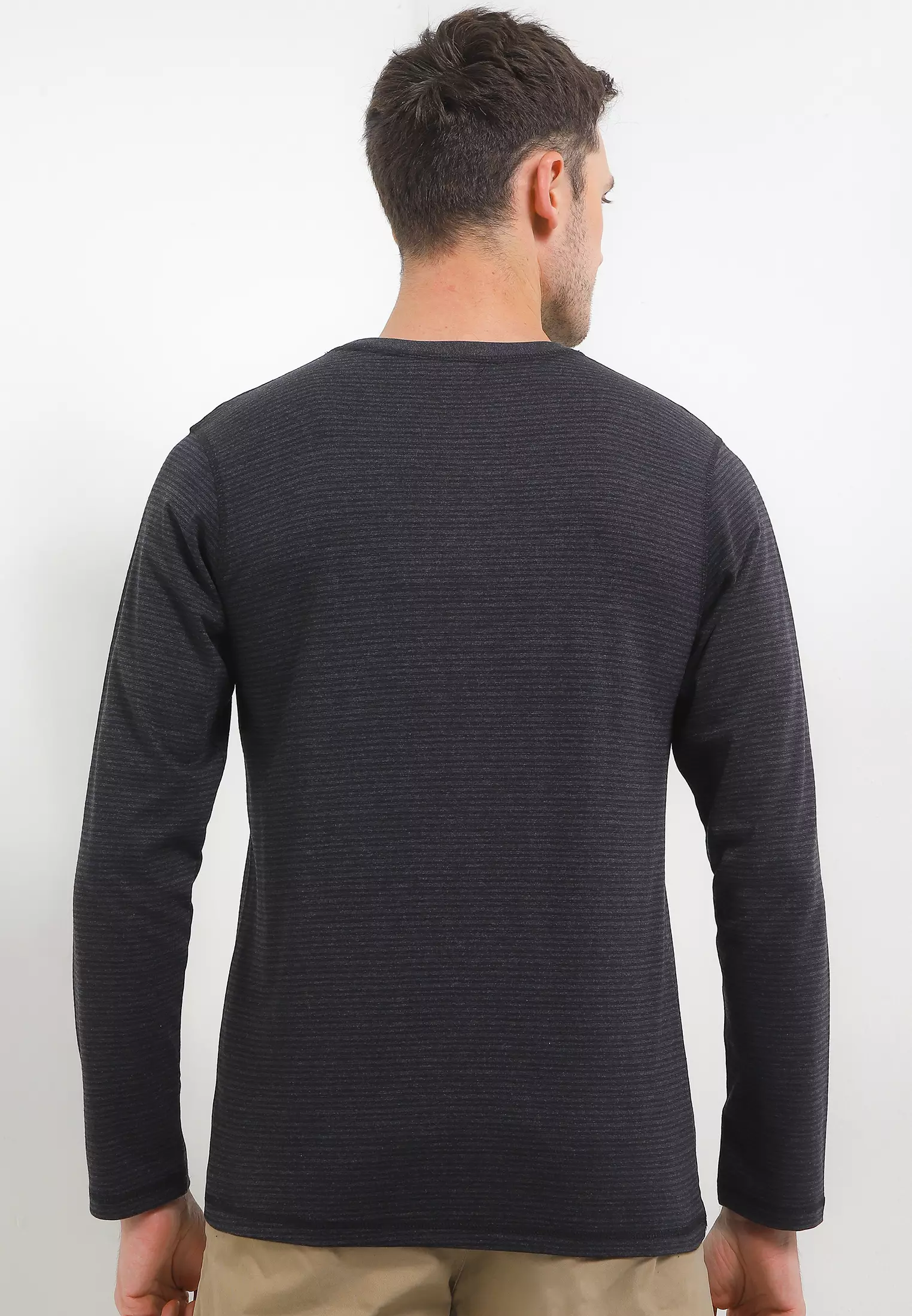 Cressida The Next Level Kaos Regular Fit Long Sleeves T-Shirt L181H - Black