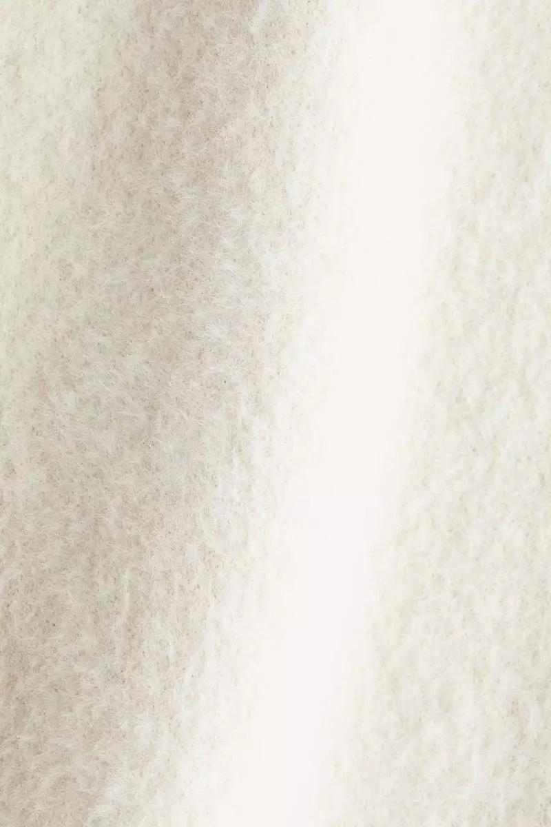 Fuzzy-knit skirt