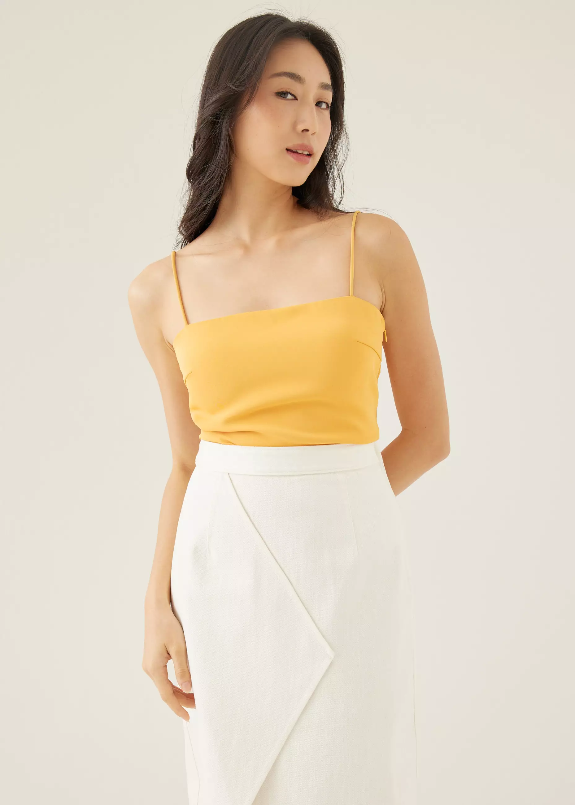 Atasan Wanita - Hermione Padded Knot Back Top