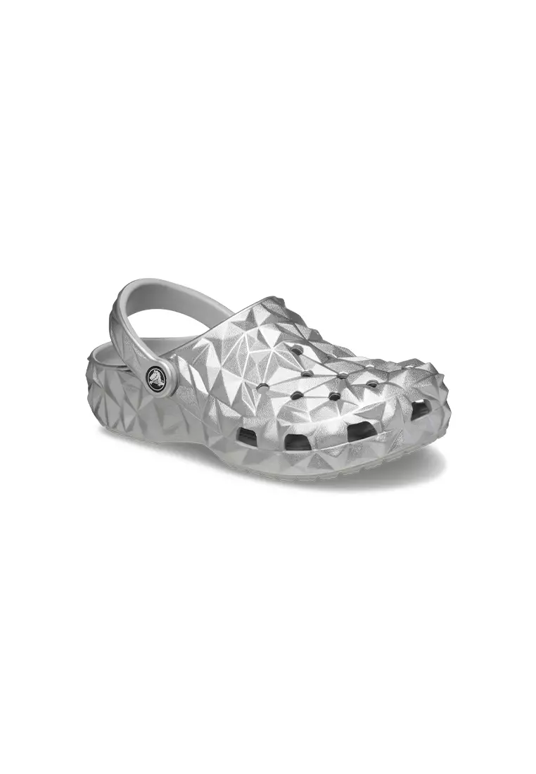 Discount on Crocs  shoes - SKU: Classic Metallic Geometric Clog in Silver