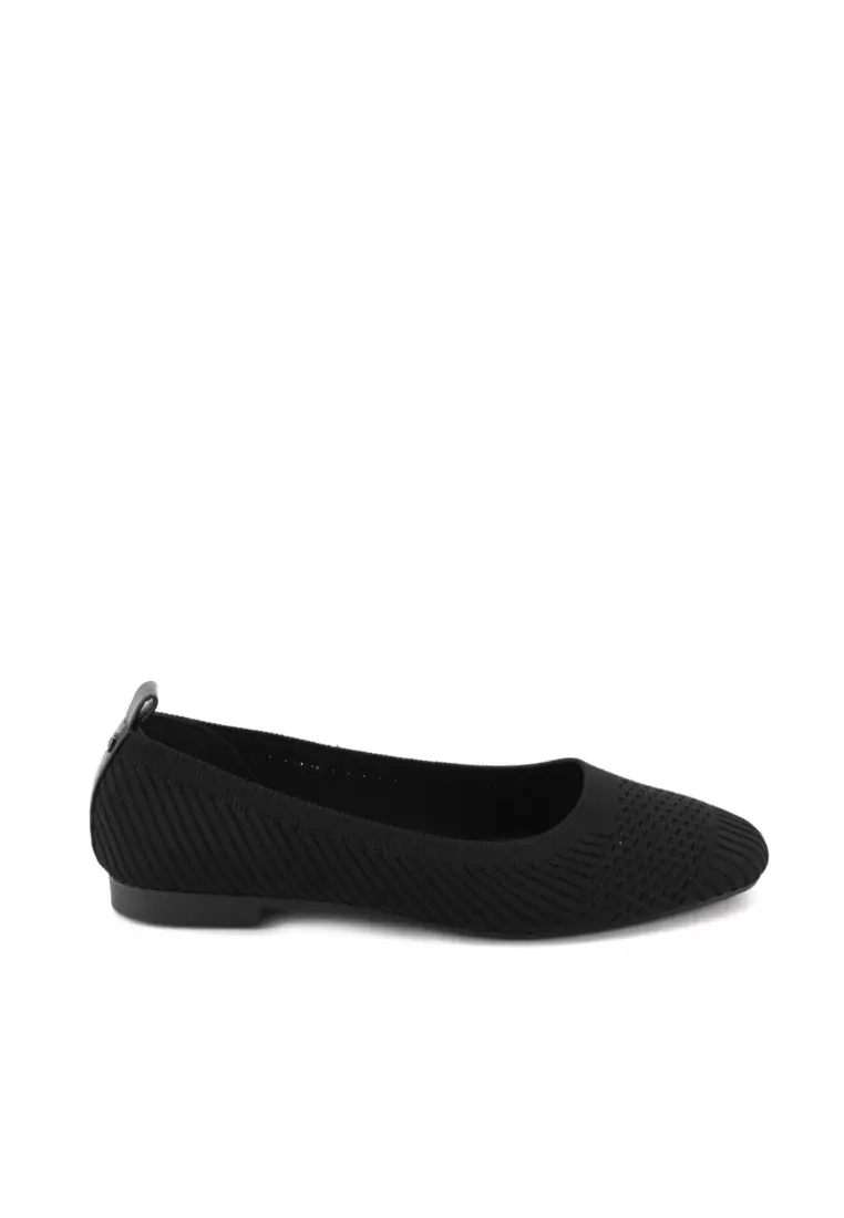 Bata best sale black flats
