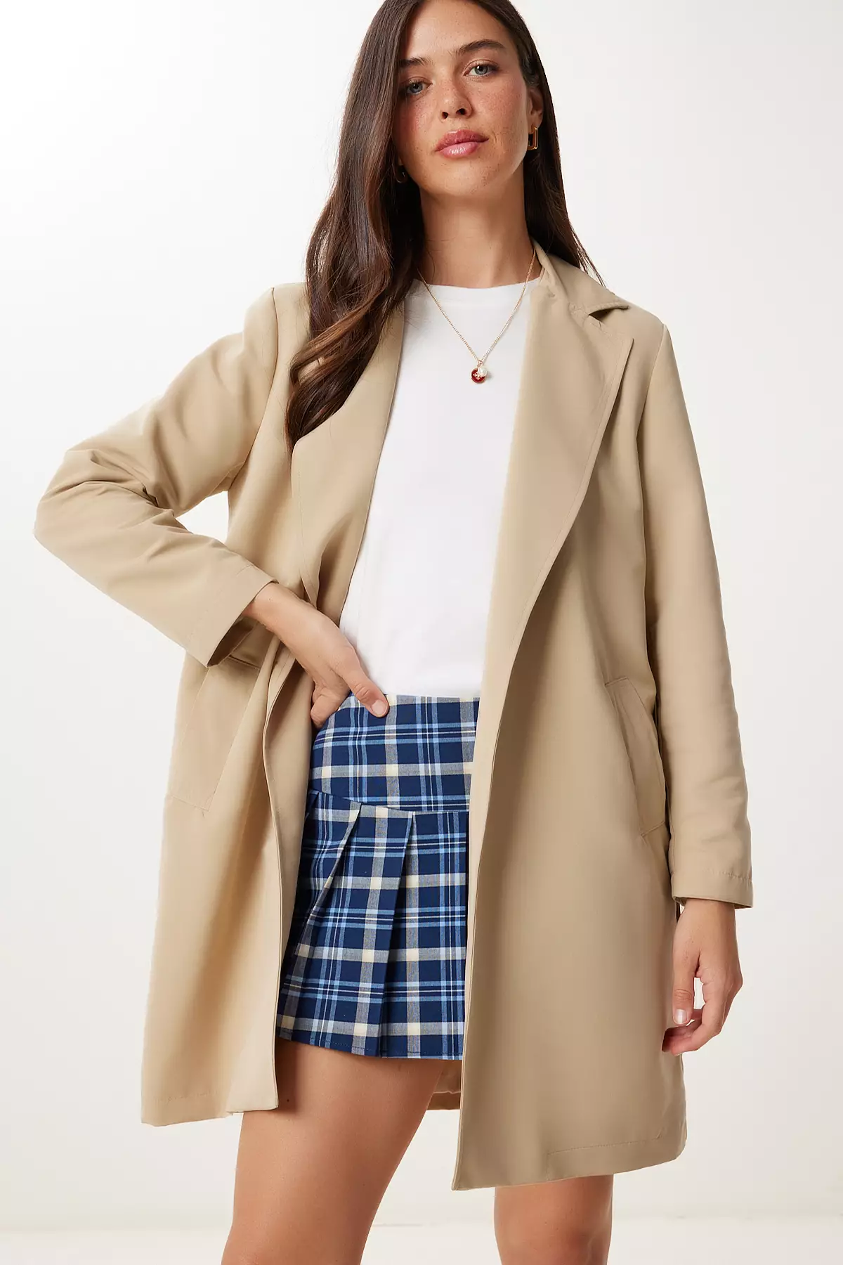 Women's Beige Belted Short Woven Trench Coat Gp00027