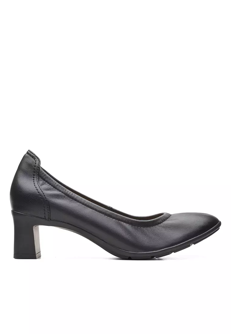 Discount on Clarks  shoes - SKU: Neiley Pearl Court Shoe Black
