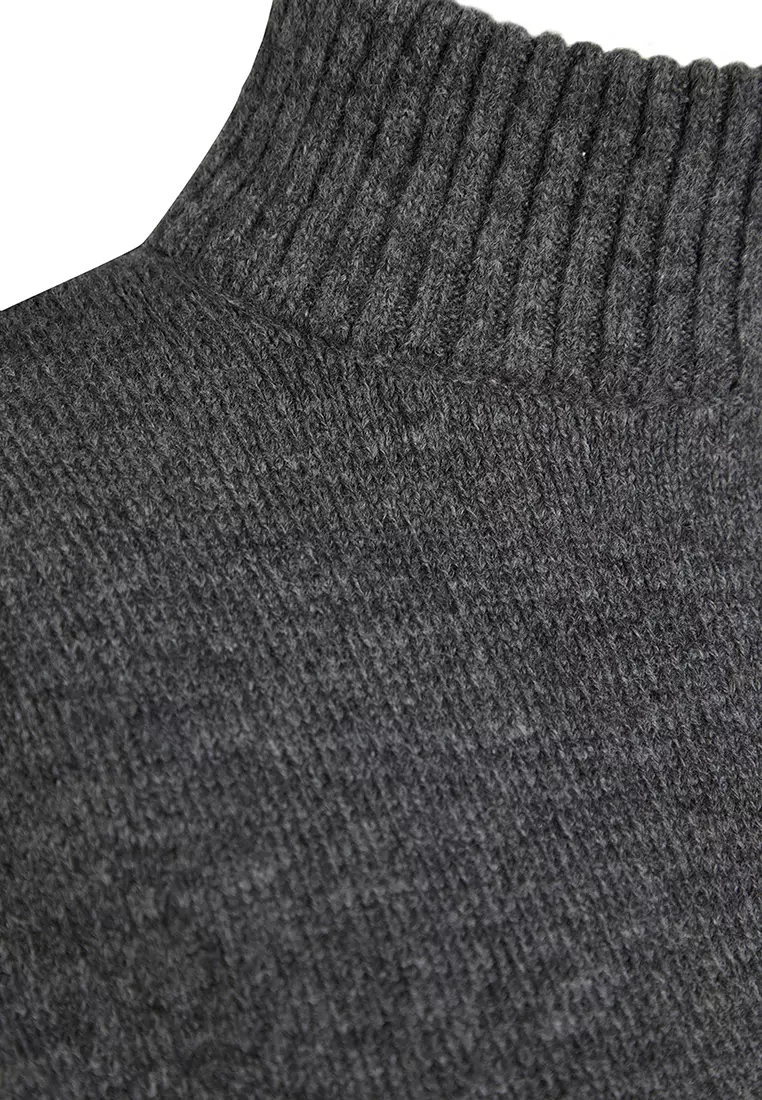 Turtle Knitwear Sweater