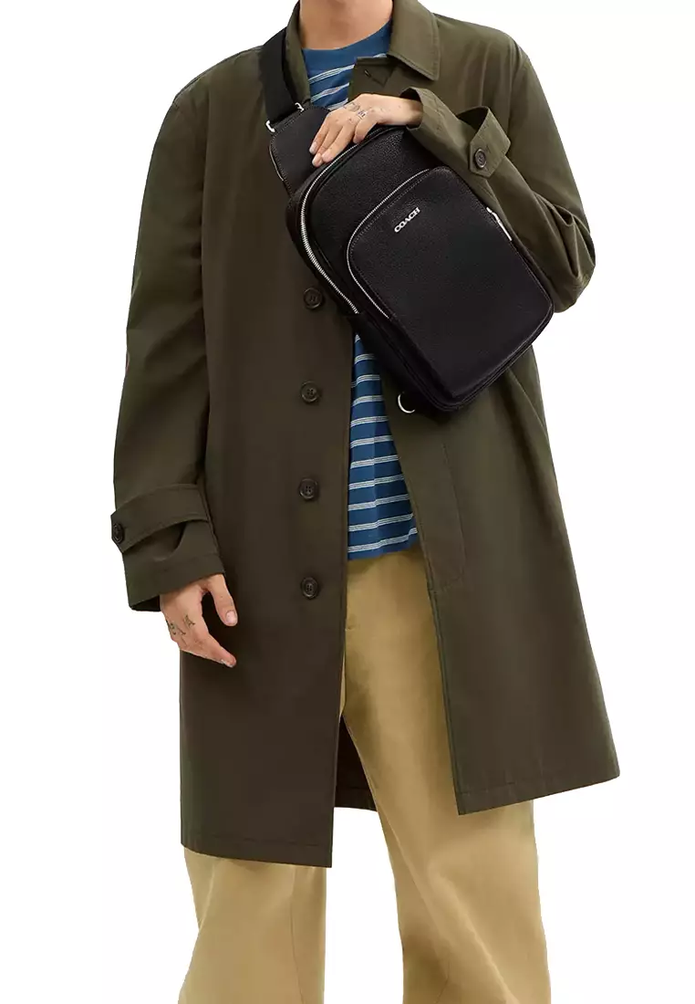 Ethan Pack Bag in Black CY833