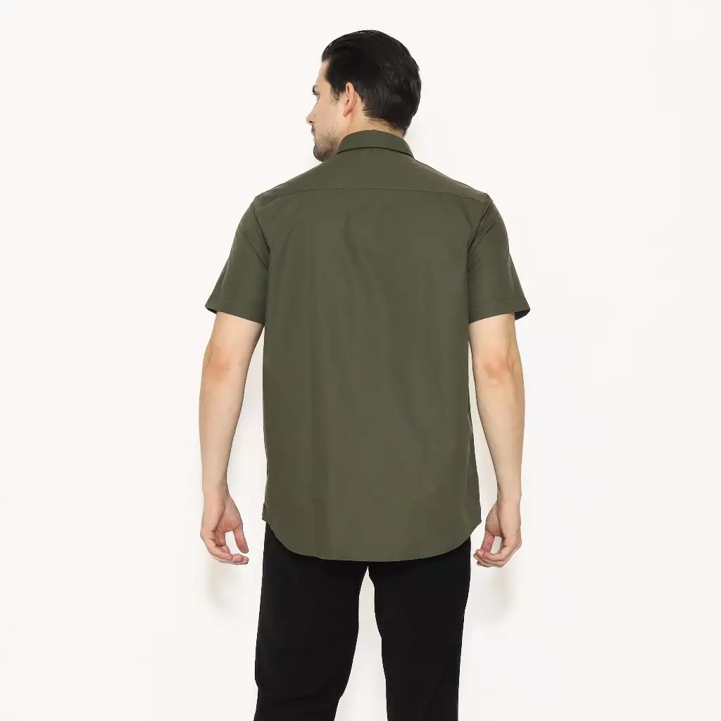 Lawell Kemeja Pria Polos Lengan Pendek Regular Fit – DESMOND-MSRF-ARM | Army | Easy Care, Wrinkle Resistant