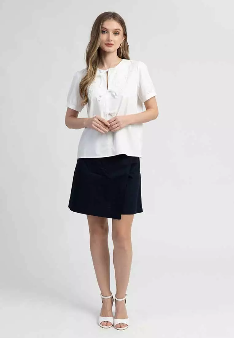 Elia Bow Front Top with Puff Short Sleeves