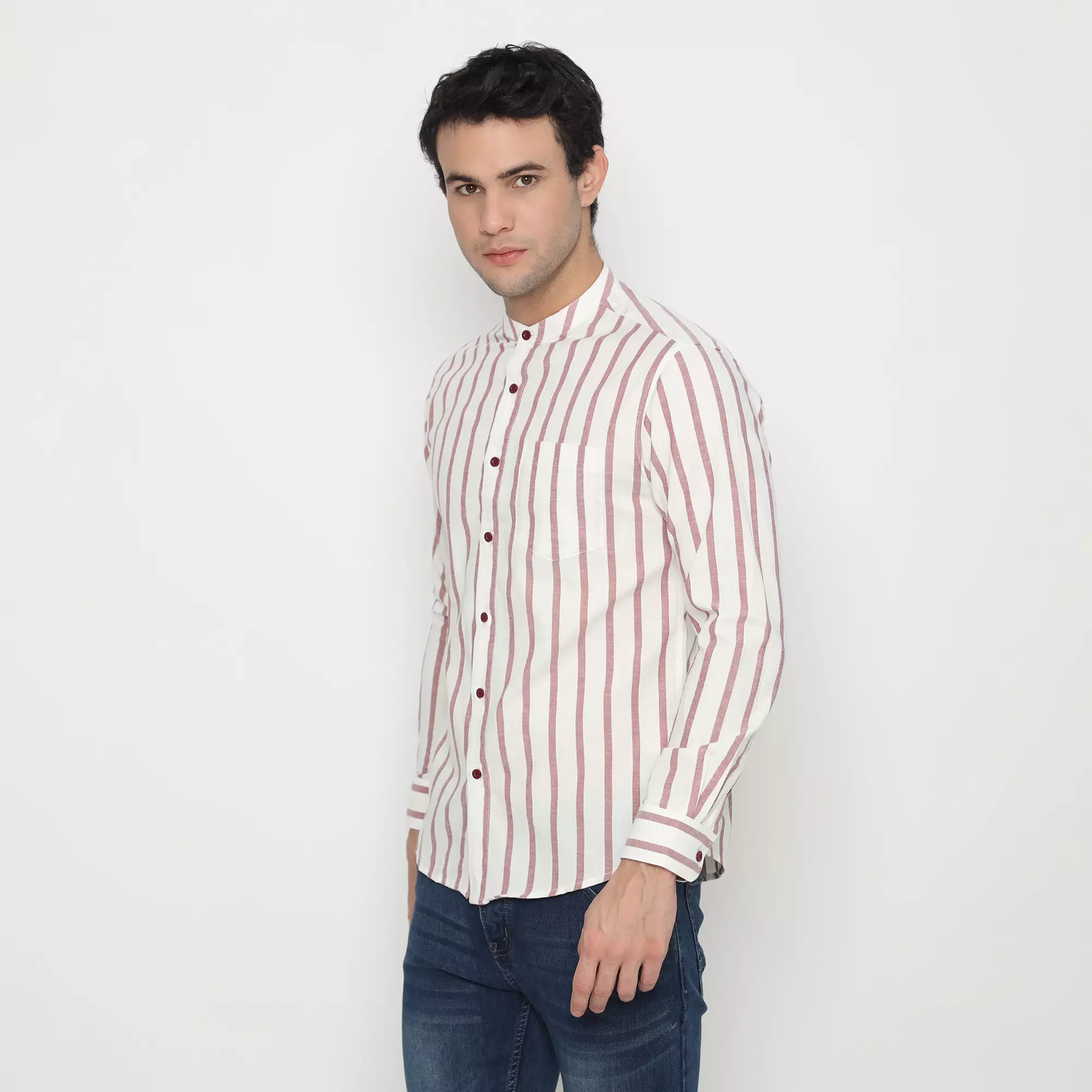 Platini Kemeja Shanghai Salur Pria Lengan Panjang Katun Maroon 961127