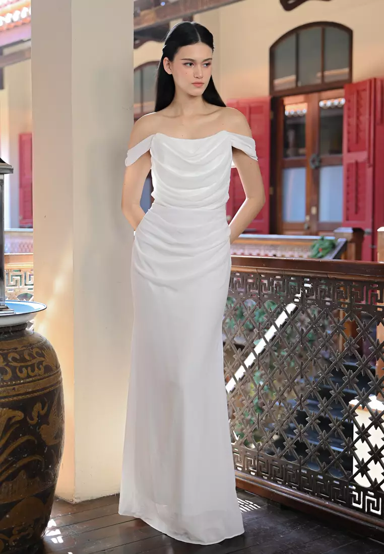 露肩晚宴礼服