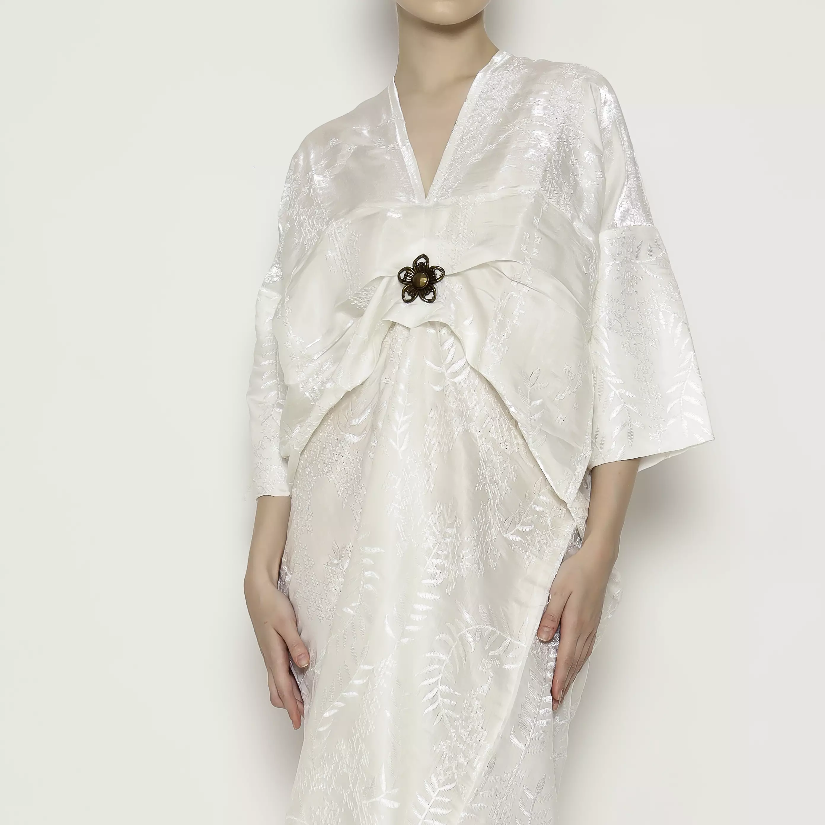 Rinjanie Batik - Kaftan Raya - Kaftan Modern Remaja - Kaftan Bordir Premium - Kaftan Putih - Kaftan Lebaran 2025