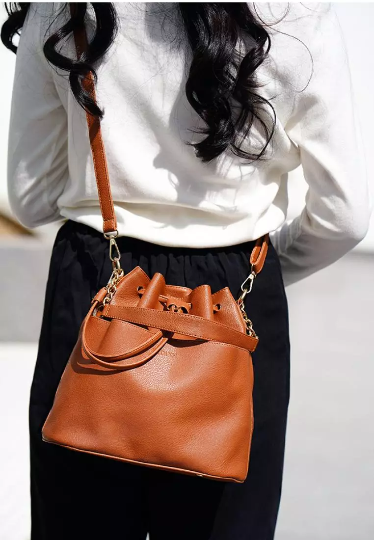 Vedlyn Sophia Tas selempang wanita terbaru model serut rantai / bucket bag - Brown NEW