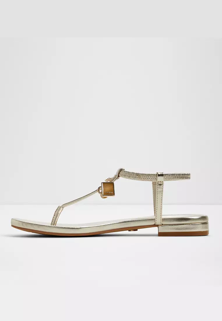 Adwelahar Flat Sandals