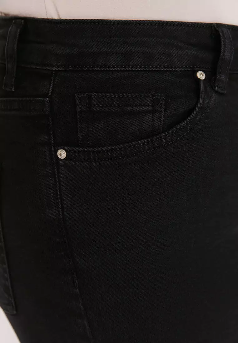 Plus Size Skinny Jeans
