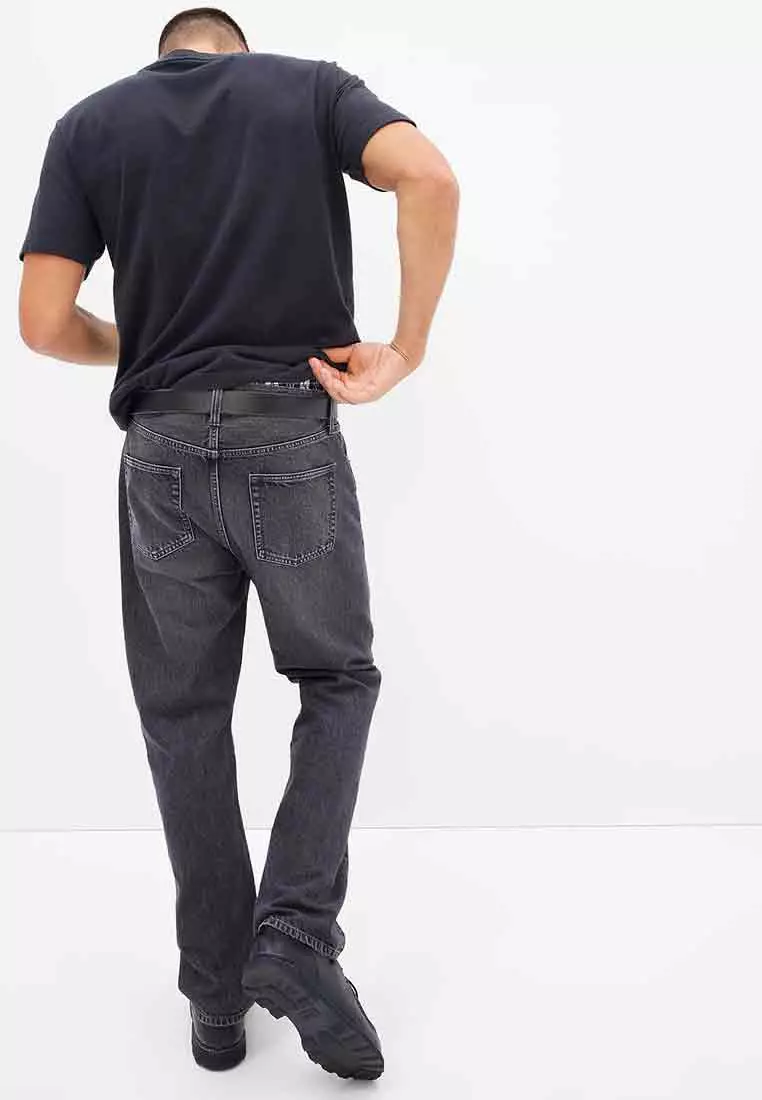 Straight Jeans With Washwell