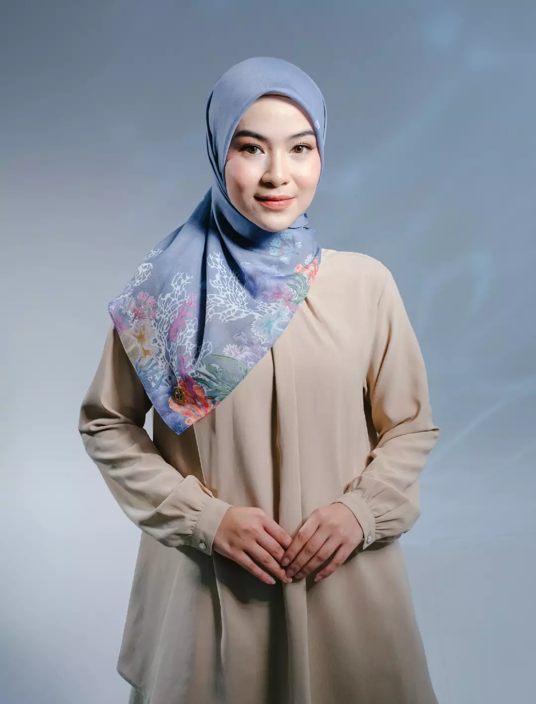 CASPIA Scarf Dark Grey - Kerudung Hijab Segiempat Motif With BOX - Bahan Nesla - Ukuran 115x115