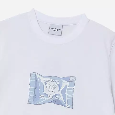 VERY BUNNY CANDY WOMAN SHORT SLEEVE T-SHIRT WHITE