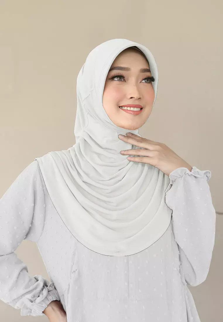 Zelena - Mahika Bergo | Hijab Instan Daily | Bergo Pad Kerut - Broken White