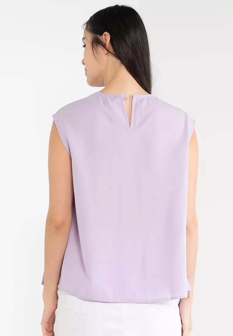 Wide Shoulder Pleat Detail Top