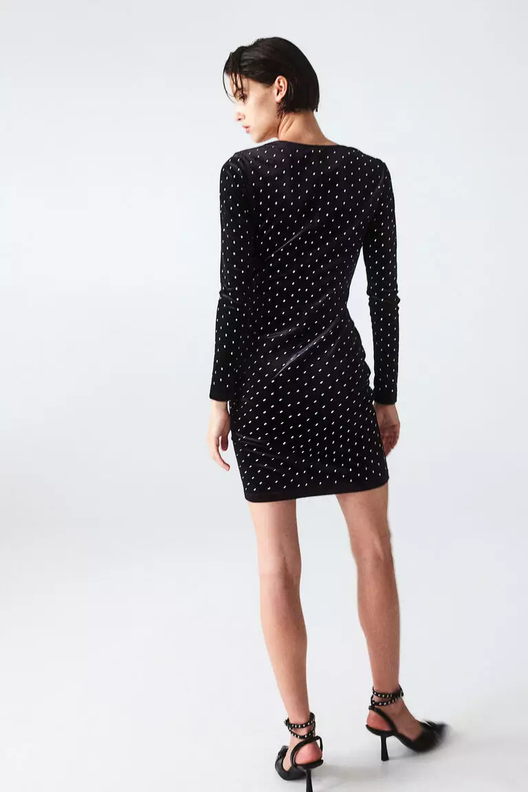 Square-neck bodycon dress