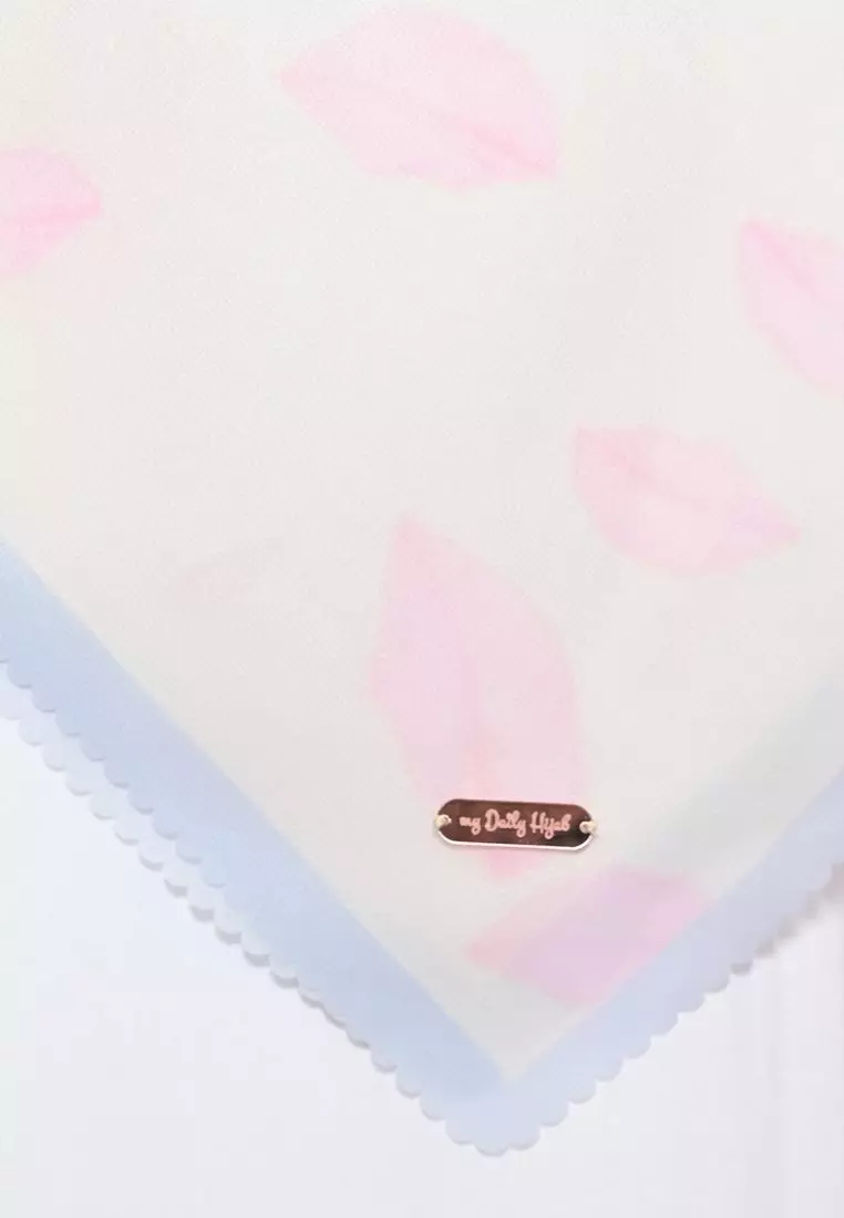Hijab Segi Empat Creamy Lady Sara